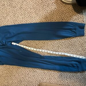 Lululemon size 4 full length Blue Jogger Pants